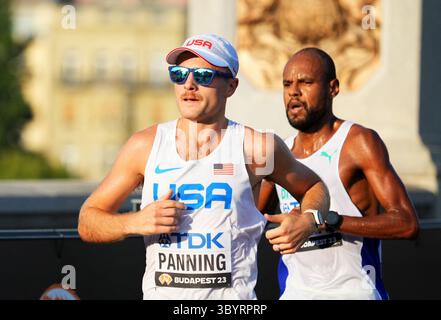 27 agosto 2023, BUDAPEST, Ungheria: Budapest (Ungheria), 27/08/2023.- Zach Panning degli Stati Uniti in azione durante la finale della maratona maschile del Campionato Mondiale di Atletica a Budapest, Ungheria, 27 agosto 2023. (Mundial de Atletismo, Maratón, Hungría) (immagine di credito: © Aleksandra Szmigiel/POOL via ZUMA Press Wire) Foto Stock