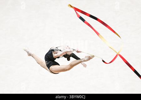 Milano, Italia. 20 luglio 2025. Varfolomeev Darja del GER visto in azione durante la competizione dei club nelle finali di Coppa del mondo DI ginnastica ritmica FIG 2025 a Milano presso l'Unipol Forum. Foto Tiziano Ballabio credito: Tiziano Ballabio/Alamy Live News Foto Stock