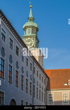 Dettaglio architettonico della Residenz nel centro di Monaco, Germania, ex palazzo reale dei monasteri Wittelsbach di Baviera Foto Stock
