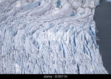 Parete frontale di un ghiacciaio di Nansen. Isola settentrionale di Novaya Zemlya Foto Stock
