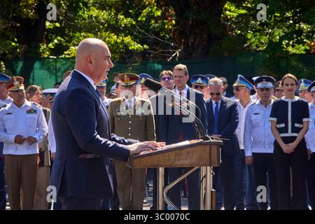 Bucarest, Romania. 20 luglio 2025: Ilie Bolojan, primo Ministro della Romania, tiene il suo discorso durante la celebrazione della giornata rumena dell'aviazione e dell'aeronautica, a Bucarest. Crediti: Lucian Alecu/Alamy Live News Foto Stock