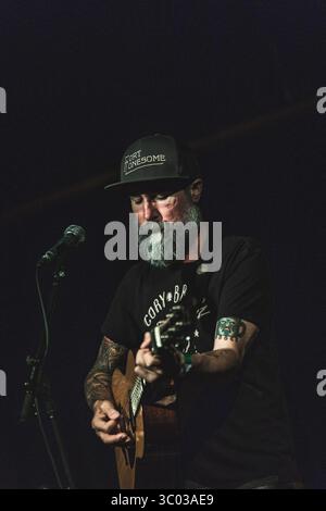 17 maggio 2018, Copenaghen, Danimarca: Copenaghen, Danimarca. 17 maggio 2018. Il cantante e cantautore americano Matt the Electrician esegue un concerto dal vivo all'Ideal Bar di Copenhagen. (Credito fotografico: Gonzales Photo - Christian Larsen) (credito immagine: © Christian Larsen/Gonzales Photo via ZUMA Press) Foto Stock