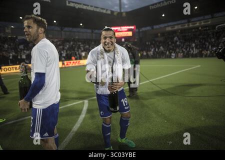 5 maggio 2017 - Farum, Inghilterra, Danimarca - Danimarca, Farum, 5 maggio 2017. Federico Santander (19) del FC Copenhagen celebra il 12° titolo danese del FC Copenhagen dopo un pareggio nel 1-1 contro il FC Nordsjealland a destra di Dream Park a Farum (immagine di credito: © Samy Khabthani/Gonzales foto via ZUMA Press) Foto Stock