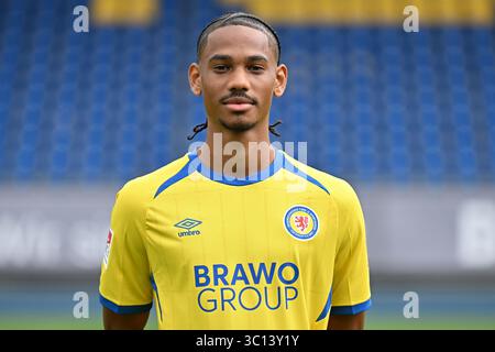 22 luglio 2025, bassa Sassonia, Brunswick: Calcio: Bundesliga 2, servizio fotografico Eintracht Braunschweig. Sidi sane di Braunschweig. Foto: Swen Pförtner/dpa Foto Stock
