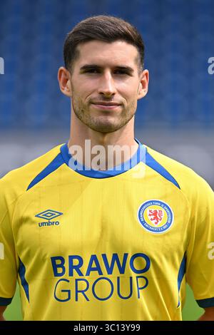 22 luglio 2025, bassa Sassonia, Brunswick: Calcio: Bundesliga 2, servizio fotografico Eintracht Braunschweig. Robin Heußer di Braunschweig. Foto: Swen Pförtner/dpa Foto Stock