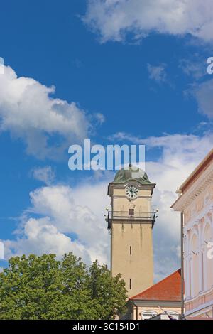 Campanile della chiesa gotica di Sant'Egidio - Kostol svateho Egidia - in piazza Sant'Egidio a Poprad, Slovacchia Foto Stock