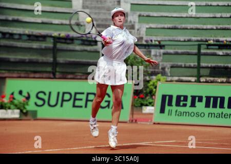 Roma Italia 09/05/1993:Laura Golarsa, tennista italiana, durante il WTA 1993 Italian Open - Women's Singles Foto Stock