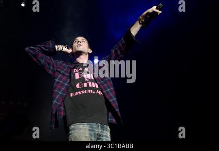30 agosto 2016 - Falcoln Heights, Minnesota, USA, Stati Uniti - G-Eazy e i fan si sono rivelati in compagnia l'uno dell'altro durante un concerto presso la tribuna storica presso la fiera statale di Falcon Heights. Richard (immagine di credito: Richard Tsong-Taatarii/Minneapolis Star Tribune/TNS via cavo ZUMA) Foto Stock