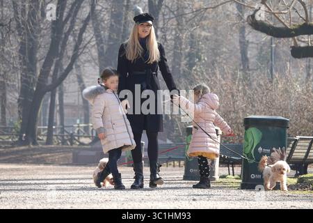 Michelle Hunziker, Sole Trussardi, Celeste Trussardi a Milano, Italia, 15 febbraio 2019 (Credit Image: © Nocredit/Soevermedia via ZUMA Press) Foto Stock
