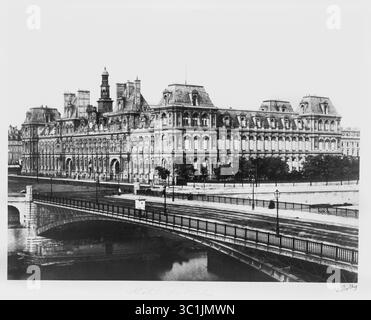 9 novembre 2018 - Parigi, Francia - Hotel de Ville, Parigi, Francia, Silver albumen Print, Edouard Baldus, anni '1860 (immagine di credito: © JT Vintage/Glasshouse via ZUMA Wire) Foto Stock
