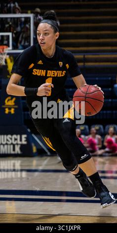 22 febbraio 2019 Berkeley, CA U.S.A. la guardia dei Sun Devils degli Arizona State Sun Devils Reili Richardson (1) guida al basket durante la partita di pallacanestro femminile NCAA tra Arizona State Sun Devils e California Golden Bears 60-69 perse all'Hass Pavilion Berkeley California. Thurman James / CSM(immagine di credito: &Copy; Thurman James/CSM tramite cavo ZUMA) Foto Stock