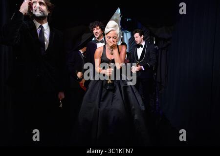 24 febbraio 2019 - Hollywood, California, Stati Uniti - dopo aver vinto l'Oscar per la musica scritta per il cinema (canzone originale), Lady Gaga nel backstage durante gli Academy Awards o gli Oscar al Dolby Theatre di Hollywood. (Immagine di credito: © AMPAS/ZUMA Wire/ZUMAPRESS.com) Foto Stock
