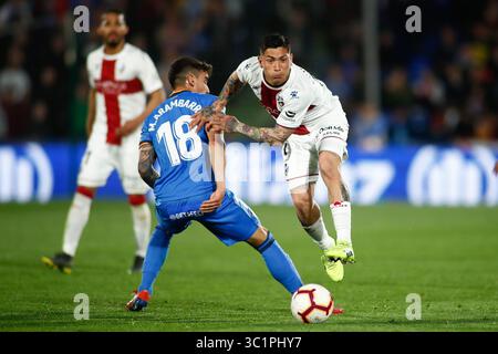 9 marzo 2019 - Getafe, MADRID, SPAGNA - Chimi Avila di Huesca e Arambarri di Getafe durante il campionato spagnolo, la Liga, partita di calcio giocata tra Getafe CF e SD Huesca allo stadio Butarque di Getafe, Madrid, Spagna, il 9 marzo 2019. (Immagine di credito: © AFP7 via cavo ZUMA) Foto Stock
