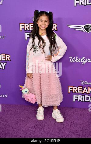 Maia Kealoha bei der Weltpremiere des Kinofilms Freakier Friday im El Capitan Theatre. Los Angeles, 22.07.2025 *** Maia Kealoha alla prima mondiale del film Freakier Friday all'El Capitan Theatre di Los Angeles, 22 07 2025 foto:xD.xStarbuckx/xFuturexImagex friday 5821 Foto Stock