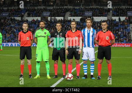 15 marzo 2019 - San Sebastián, Guipuzcoa, Spagna - capitani e arbitri durante il campionato spagnolo la Liga, partita di calcio tra Real Sociedad e Levante, 15 marzo, allo Stadio Anoeta di San Sebastián, Spagna. (Immagine di credito: © AFP7 via cavo ZUMA) Foto Stock