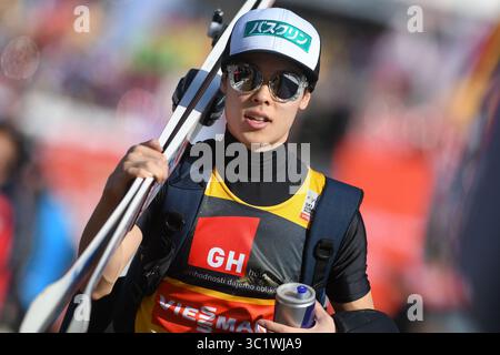 22 marzo 2019 - Planica, Slovenia - il giapponese Ryoyu Kobayashi viene visto durante la FIS Ski Jumping World Cup Flying Hill a Planica. (Immagine di credito: © immagini Milos Vujinovic/SOPA tramite cavo ZUMA) Foto Stock