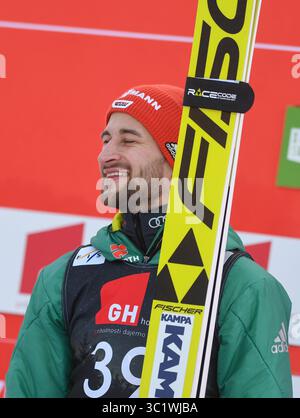 22 marzo 2019 - Planica, Slovenia - la Germania Markus Eisenbichler festeggia la sua vittoria durante la Coppa del mondo di salto con gli sci FIS Flying Hill, competizione individuale a Planica. (Immagine di credito: © immagini Milos Vujinovic/SOPA tramite cavo ZUMA) Foto Stock