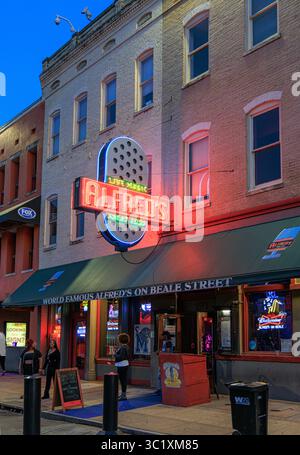 Alfred e' su Beale Street, Memphis, Tennessee, USA Foto Stock
