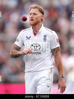 L'inglese Ben Stokes il primo giorno del quarto Rothesay Men's test all'Emirates Old Trafford, Manchester, Regno Unito. Data foto: Mercoledì 23 luglio 2025. Foto Stock