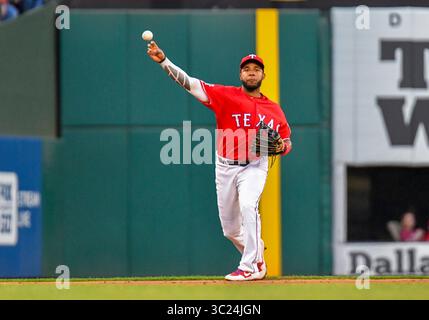 20 aprile 2019: Interbase dei Texas Rangers Elvis Andrus n. 1 durante una partita della MLB tra gli Houston Astros e i Texas Rangers al Globe Life Park di Arlington, Texas ha sconfitto Houston 9-4 Albert pena/CSM. (Credit Image: &Copy; Albert pena/CSM via ZUMA Wire) Foto Stock