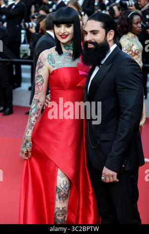 25 maggio 2019 - Cannes, Francia - CANNES - 25 MAGGIO: Gli ospiti arrivano alla prima di '' CEÌ REÌ MONIE DE CLOTURE / HORS NORMES'' durante il Festival di Cannes 2019 il 25 maggio 2019 al Palais des Festivals di Cannes, Francia. (Immagine di credito: © Imagespace via cavo ZUMA) Foto Stock