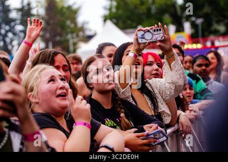 Edmonton, Canada. 23 luglio 2025. I fan delle Marianne Trench Pack K-Days a Edmonton. (Foto di Ron Palmer/SOPA Images/Sipa USA) credito: SIPA USA/Alamy Live News Foto Stock