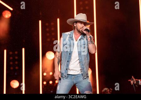 7 giugno 2019 - Nashville, TN, USA - NASHVILLE, TENNESSEE - 06 GIUGNO: Brian Kelley della Florida Georgia Line si esibisce sul palco durante il primo giorno del 2019 CMA Music Festival il 6 giugno 2019 a Nashville, Tennessee. Foto: Andrew Wendowski per imageSPACE (immagine di credito: © Imagespace via ZUMA Wire) Foto Stock