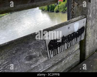 Il confine di Stato tra Germania e Austria a Burghausen. Foto Stock