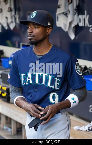 26 giugno 2019: Dee Gordon, seconda base dei Seattle Mariners n. 9 prima della partita di baseball della Major League tra i Milwaukee Brewers e i Seattle Mariners al Miller Park di Milwaukee, WISCONSIN. John Fisher/CSM(immagine di credito: &Copy; John Fisher/CSM tramite cavo ZUMA) Foto Stock
