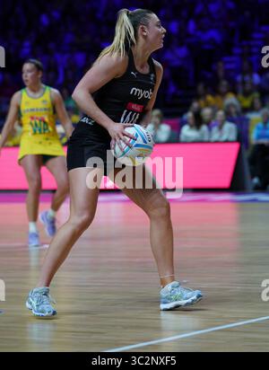 18 luglio 2019 - Liverpool, Regno Unito - Gina Crampton (AUS) in azione durante la Vitality Netball World Cup 2019 presso M&S Bank Arena, Liverpool, Regno Unito..Australia batte nuova Zelanda: 50-49 (Credit Image: © Graham Glendinning/SOPA Images via ZUMA Wire) Foto Stock