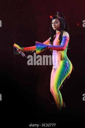 2 settembre 2019, Philadelphia, PA, Stati Uniti: Cardi B esibendosi al Made in America - Day 1 al Benjamin Franklin Parkway il 31 agosto 2019 a Philadelphia, Pennsylvania (immagine di credito: © William T Wade Jr/Ace Pictures via ZUMA Press) Foto Stock
