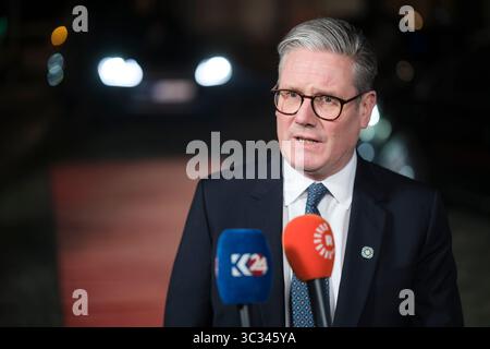 Belgio, Bruxelles, 3 febbraio 2025: Sir Keir Starmer, primo ministro del Regno Unito, si rivolge ai media in vista di una riunione dei leader dell'UE a t Foto Stock