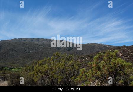 Vista verso le Palomar Mountains nella contea di San Diego, California Foto Stock