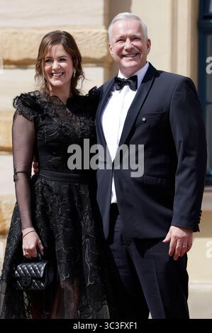 Alexander Herrmann mit Ehefrau Maxi Friedrich bei der Eröffnung der 113. Richard-Wagner-Festspiele 2025 mit der Neuinszenierung von die Meistersinger von Nürnberg im Bayreuther Festspielhaus. Bayreuth, 25.07.2025 *** Alexander Herrmann con moglie Maxi Friedrich all'apertura del 113 Richard Wagner Festival 2025 con la nuova produzione di Die Meistersinger von Nürnberg al Bayreuth Festspielhaus Bayreuth, 25 07 2025 foto:XR.xSchmiegeltx/xFuturexImagex wagner 5171 Foto Stock