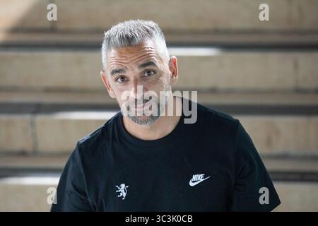 Caxias, Lisbona, Portogallo. 25 luglio 2025. Allenatore sportivo del Portogallo RUI BORGES alla fine della partita per il Trofeu 5 Violinos tra Sporting e Villarreal all'Estadio Nacional (immagine di credito: © Alexandre de Sousa/ZUMA Press Wire) SOLO PER USO EDITORIALE! Non per USO commerciale! Foto Stock