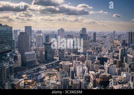 Vista dall'Umeda Sky Building, Osaka, Giappone Foto Stock