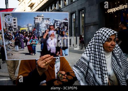Milano, Italia. 26 luglio 2025. Ferma il genocidio in Palestina. Raduno pro-Palestina. Milano, Italia. 26 luglio 2025. Crediti: Uara/Alamy Live News Foto Stock