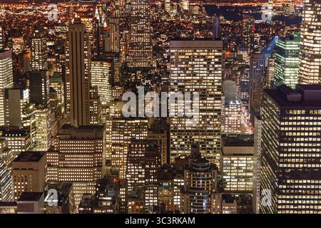 Vista di New York di notte dal Top of the Rock Foto Stock