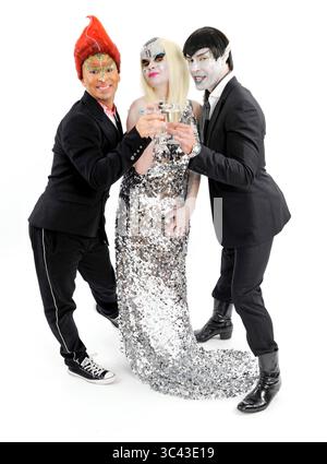 Louie Spence, Gail Porter e Jason Gardiner ad una chiamata per il National AIDS Trust Wig Party a Londra - 3 ottobre 2010 Foto Stock