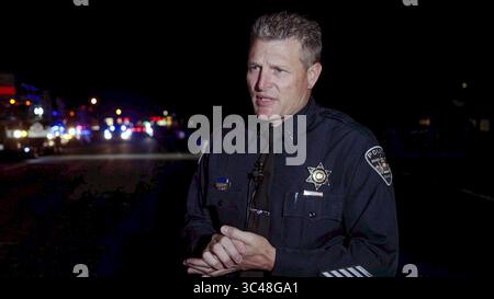 30 giugno 2018 - Boise, ID, Stati Uniti - il capo della polizia di Boise Bill Bones, in una conferenza stampa sabato sera, fornisce informazioni su un delitto plurimo nei Wyle Street Station Apartments di State Street a Boise, Idaho, sabato 30 giugno 2018. Una chiamata alla polizia è stata fatta alle 20:46. Tutte le nove vittime sono state trasportate all'ospedale e la polizia ha arrestato un sospetto poco dopo l'incidente. (Immagine di credito: © Darin Oswald/TNS via ZUMA Wire) Foto Stock