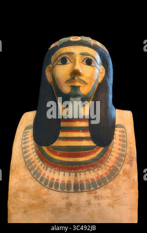 Egitto, Cairo, Grand Egyptian Museum (GEM), maschera funeraria di Mesehti, da Asyut. Foto Stock