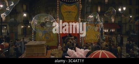 DATA DI USCITA: 16 novembre 2018 TITOLO: Fantastic Beasts: The Crimes of Grindelwald STUDIO: Heyday Films REGISTA: David Yates TRAMA: Ithe secondo capitolo della serie "Fantastic Beasts" ambientata nel Wizarding World di J.K. Rowling con le avventure del magizoologo Newt Scamander. PROTAGONISTA: Scena. (Immagine di credito: © Heyday Films/Entertainment Pictures/ZUMAPRESS.com) Foto Stock