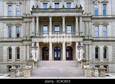 Ingresso principale al Campidoglio del Michigan Foto Stock