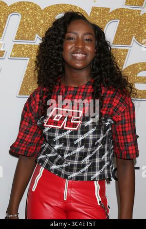 14 agosto 2018 - Los Angeles, CA, Stati Uniti - LOS ANGELES - 14 agosto: Flau'jae al 'America's Got Talent' Season 13 Live Show Red Carpet al Dolby Theater il 14 agosto 2018 a Los Angeles, CA (Credit Image: © Kathy Hutchins via ZUMA Wire) Foto Stock