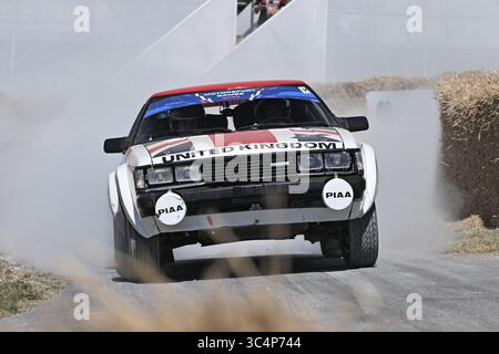 Ben Mellors, Oliver Mellors, Toyota Celica RA40, Forest Rally Stage, nascita di Stage Rally, nei primi giorni c'era bisogno di resilienza come wel Foto Stock