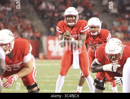 22 settembre 2018 - Houston, USA - il quarterback degli Houston Cougars D'Eriq King (4) si prepara per uno snap durante una partita di football NCAA tra gli Houston Cougars e i Texas Southern Tigers sabato 22 settembre 2018 a Houston, Texas. (Immagine di credito: © Scott Coleman/ZUMA Wire) Foto Stock