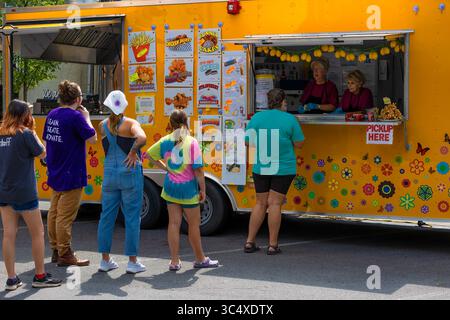 Kingsport 4, USA - 15 luglio 2023: Fun Fest è stata fondata nel 1981 con il tema "unità comunitaria" per i cittadini della zona. Foto Stock