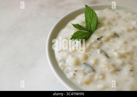 Zuppa di yogurt turca Foto Stock