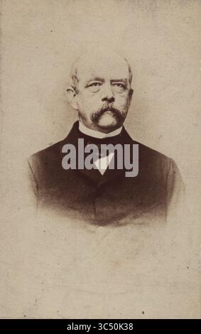 Ritratto di otto Graf von Bismarck, intorno agli anni '1860-'70 Vintage Austrian Archive Fotografia 19th Century Ritratto, Foto Stock