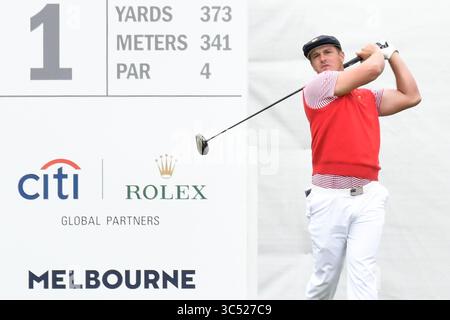 12 dicembre 2019, Melbourne, Victoria, Australia: Bryson DeChambeau della squadra degli Stati Uniti gioca alla prima buca del primo turno della Presidents Cup al Royal Melbourne Golf Club di Melbourne, Victoria, Australia. (Immagine di credito: © Sydney Low/ZUMA Wire) Foto Stock